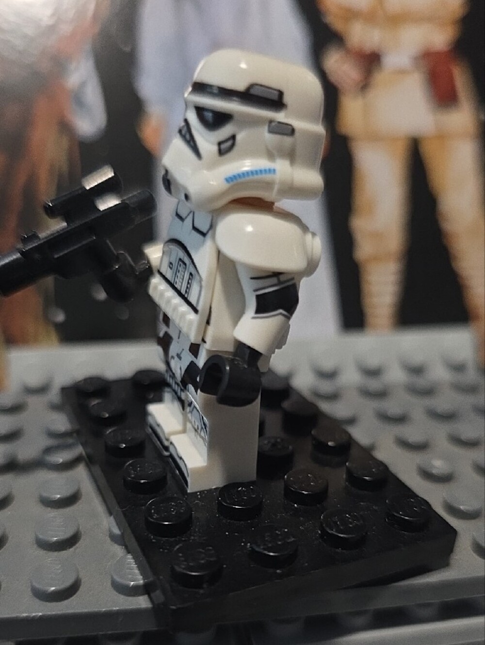 CUSTOM Star Wars Stormtrooper Minifigure With Blaster - Picture 2 of 5